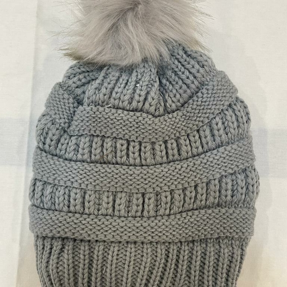 Page one Women's Winter beanie - Picture 2 of 3